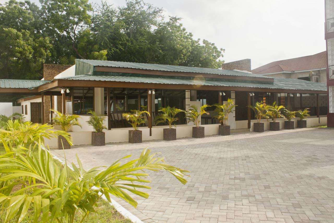 Consir Executive Lodge Accra Kültér fotó