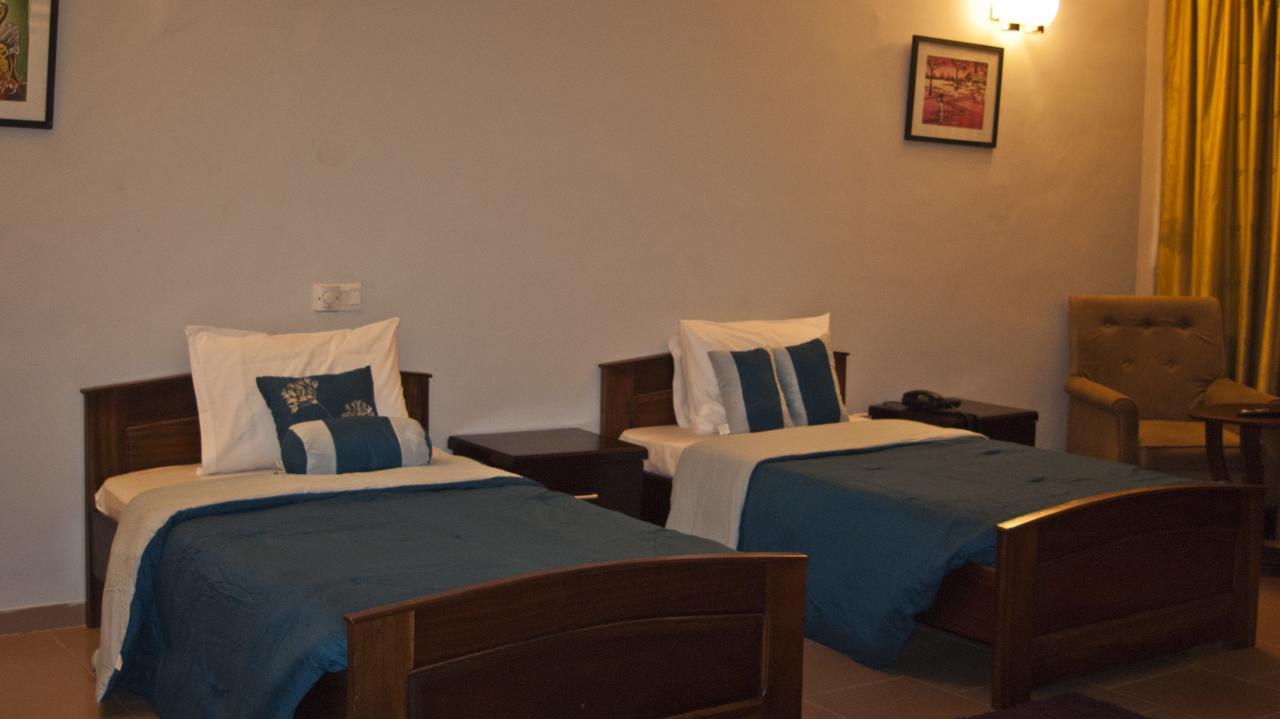 Consir Executive Lodge Accra Kültér fotó