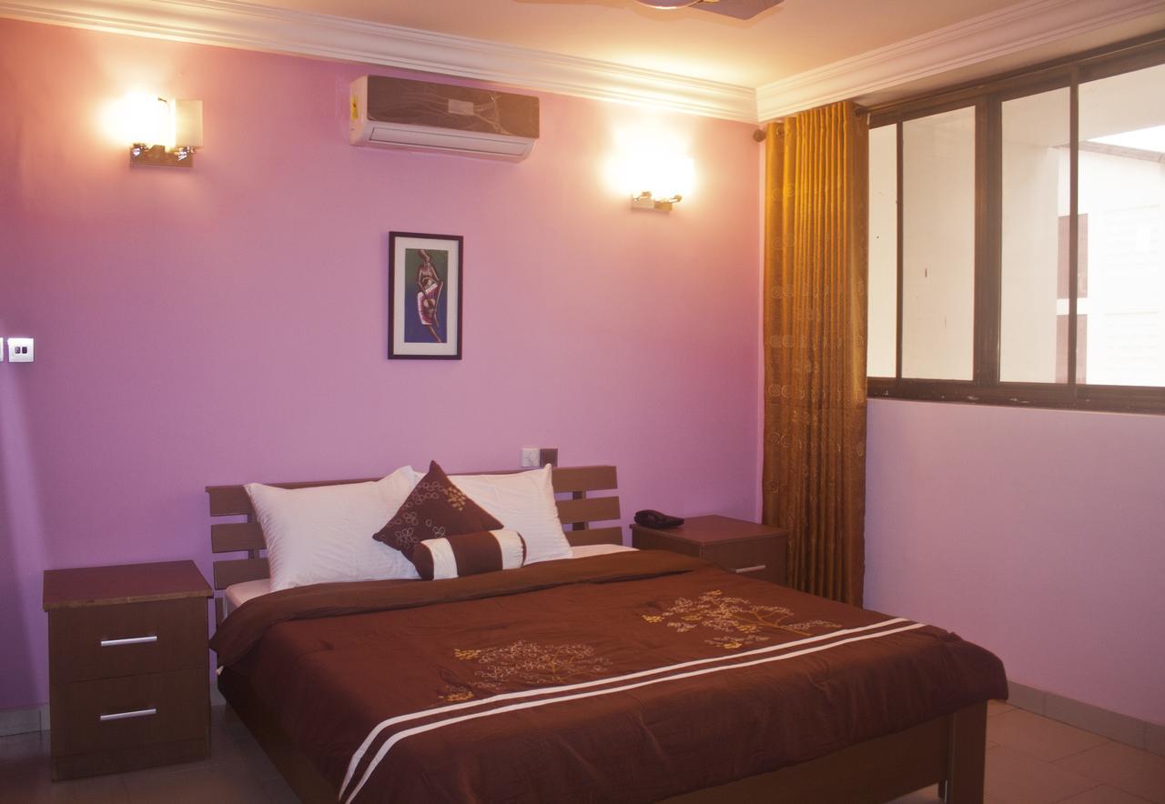 Consir Executive Lodge Accra Kültér fotó